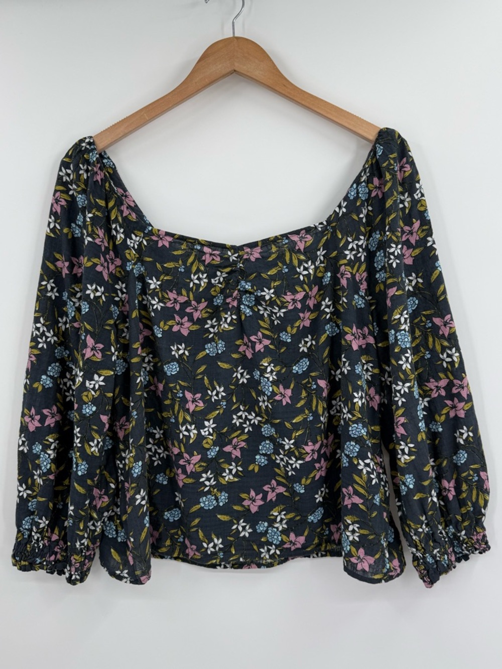 a.n.a  A New Approach Floral Peasant Boho Blouse | Green Multi | Large